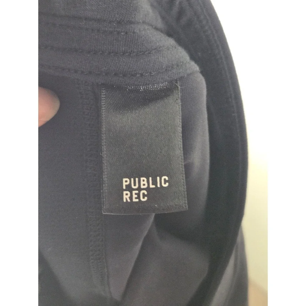 Public Rec Mens 31x32 Navy Performance Golf Travel Stretch Tapered Commuter Pant